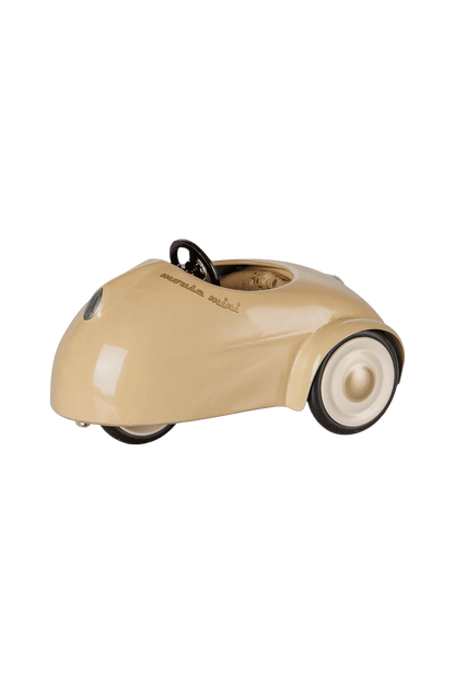 Miniature Mouse Car WHEAT