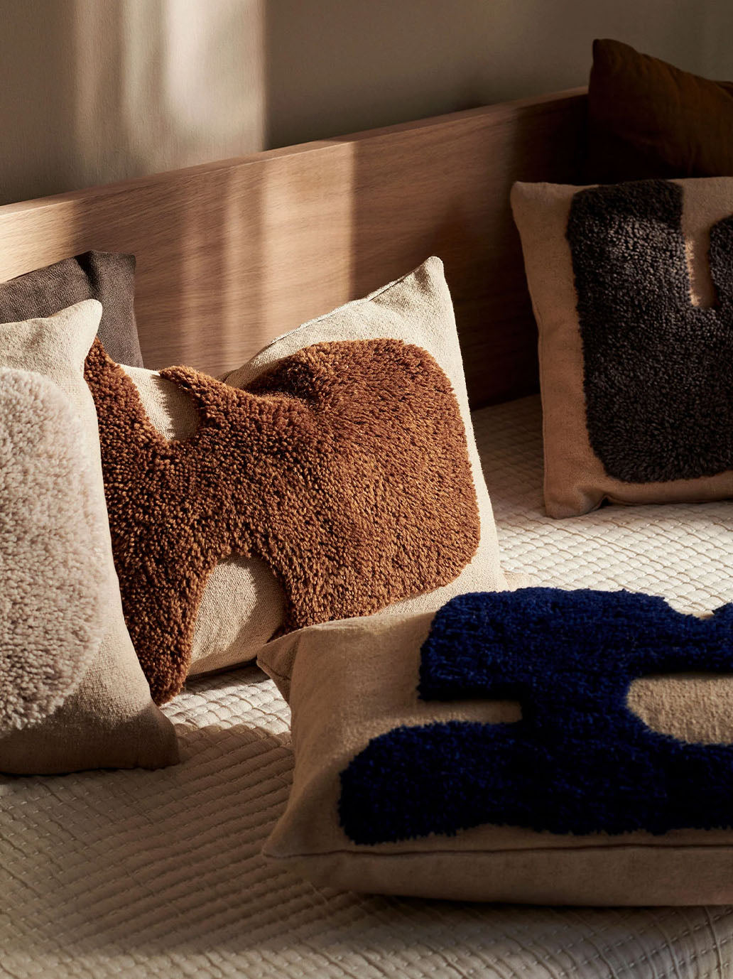 Poduszka ozdobna z wełnianym wzorem Lay Cushion Ferm Living BEBE Concept 