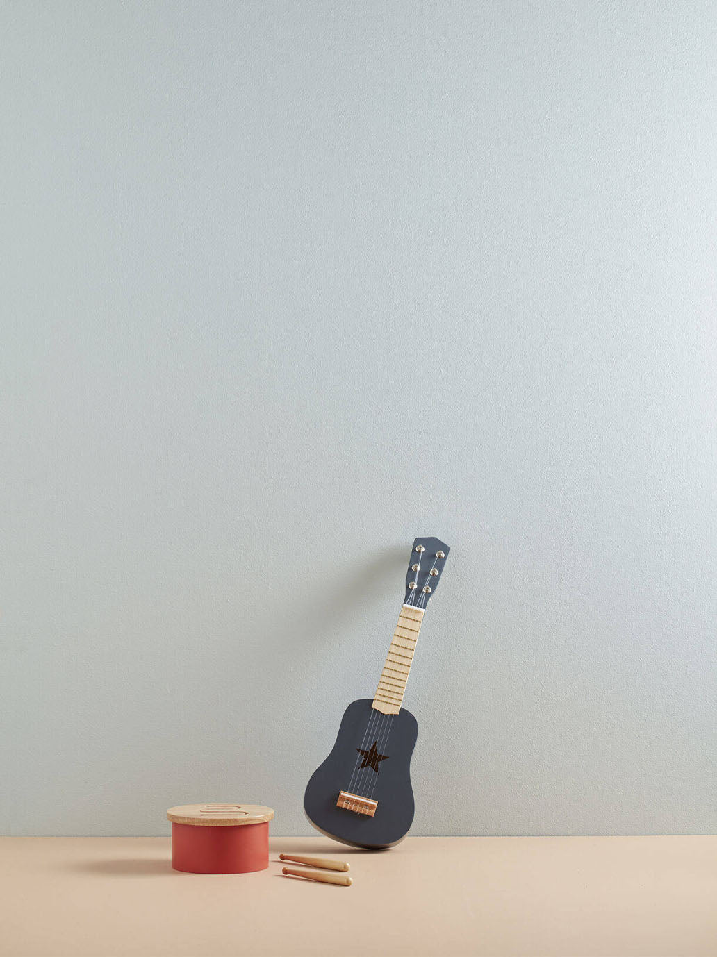 Zabawkowa gitara Kids Concept BEBE Concept 