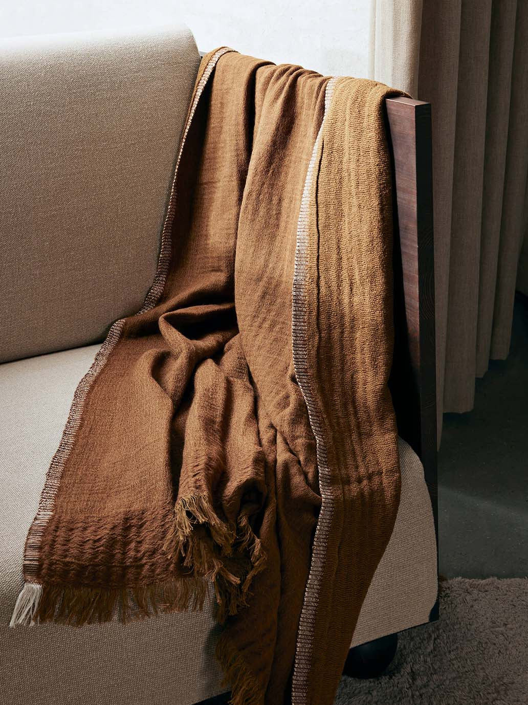 Pled z mieszanki bawełny, wełny merino i lnu Weaver Throw Ferm Living BEBE Concept 