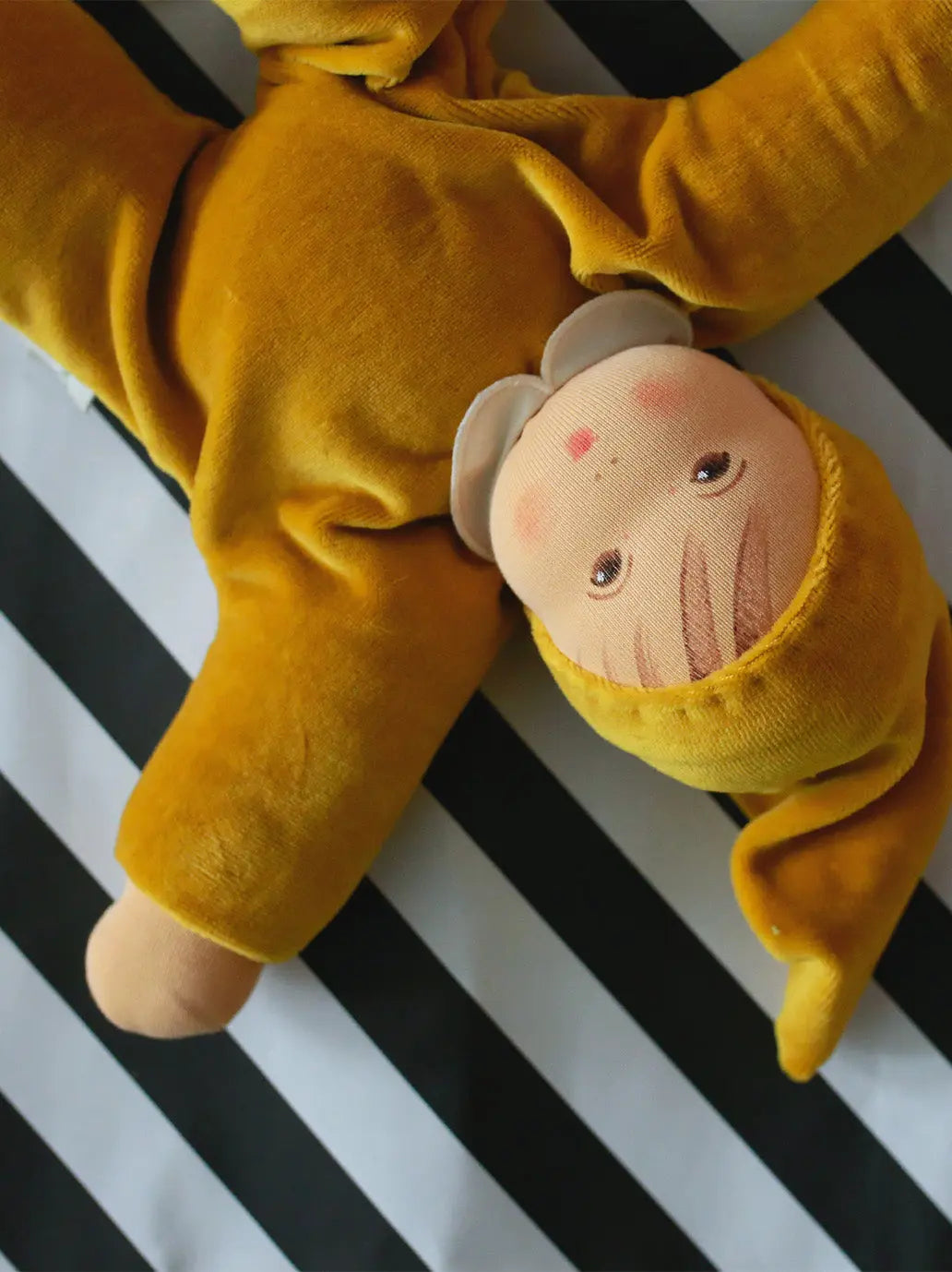 Miękka lala Nani Soft Velvet Doll Nanchen Natur BEBE Concept 
