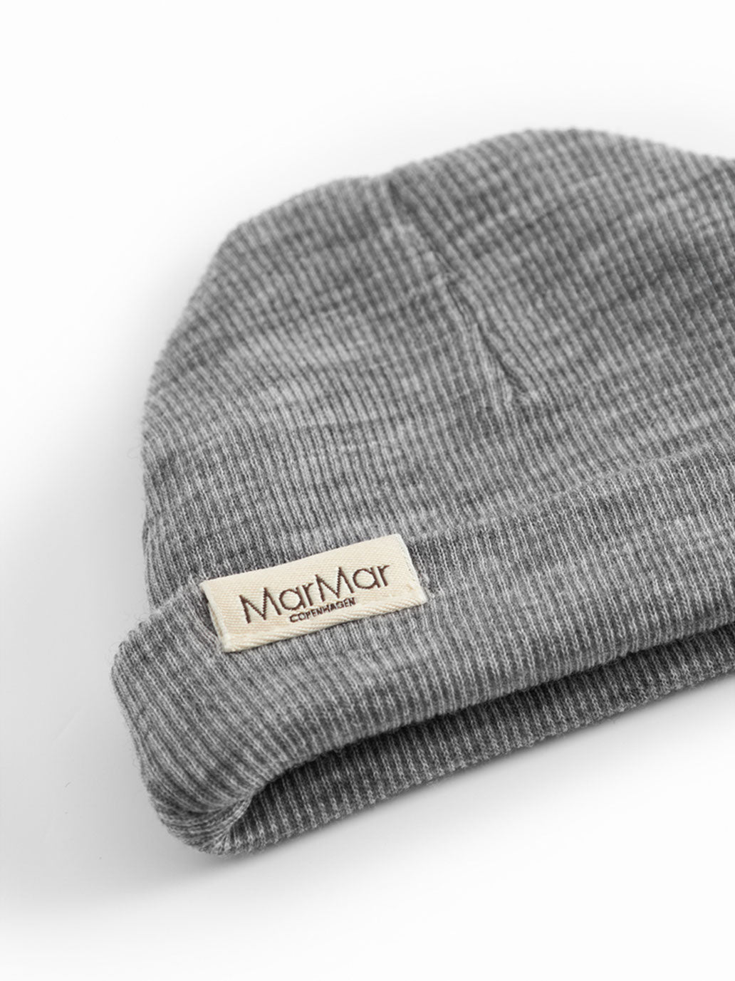 Czapeczka niemowlęca z merino Aiko Rib MarMar Copenhagen BEBE Concept 
