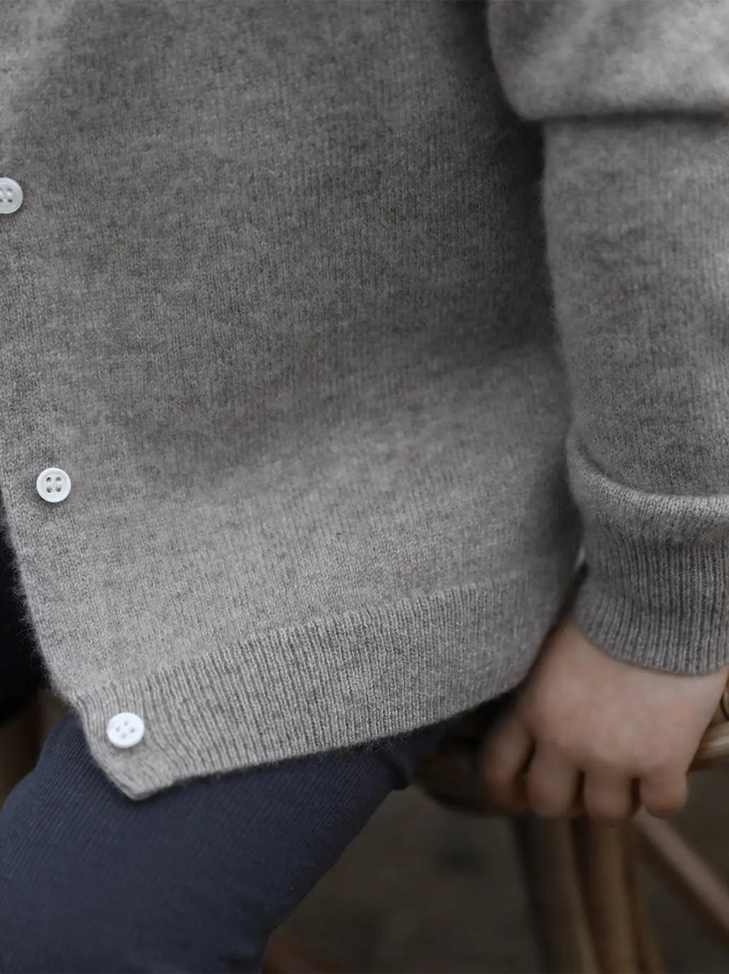 Klasyczny kaszmirowy kardigan dziecięcy Molly HOLMM BEBE Concept 