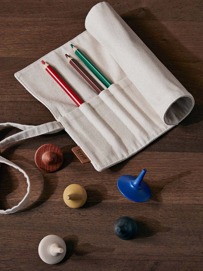 Piórnik Ally Pencil Wrap Ferm Living BEBE Concept 