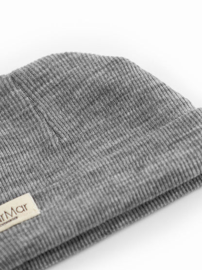 Czapeczka niemowlęca z merino Aiko Rib MarMar Copenhagen BEBE Concept 