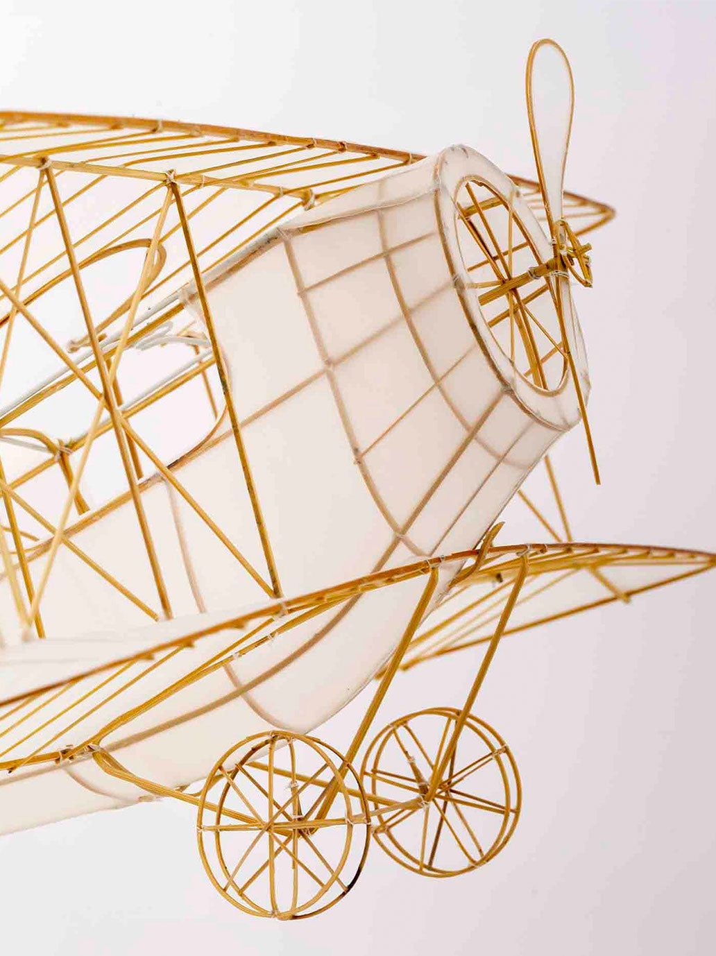 Ręcznie malowany lampion z jedwabiu Samolot Petit Pan BEBE Concept 