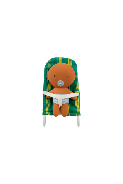 Miniaturowy leżaczek dla lalki Gommu Pocket We Are Gommu BEBE Concept 