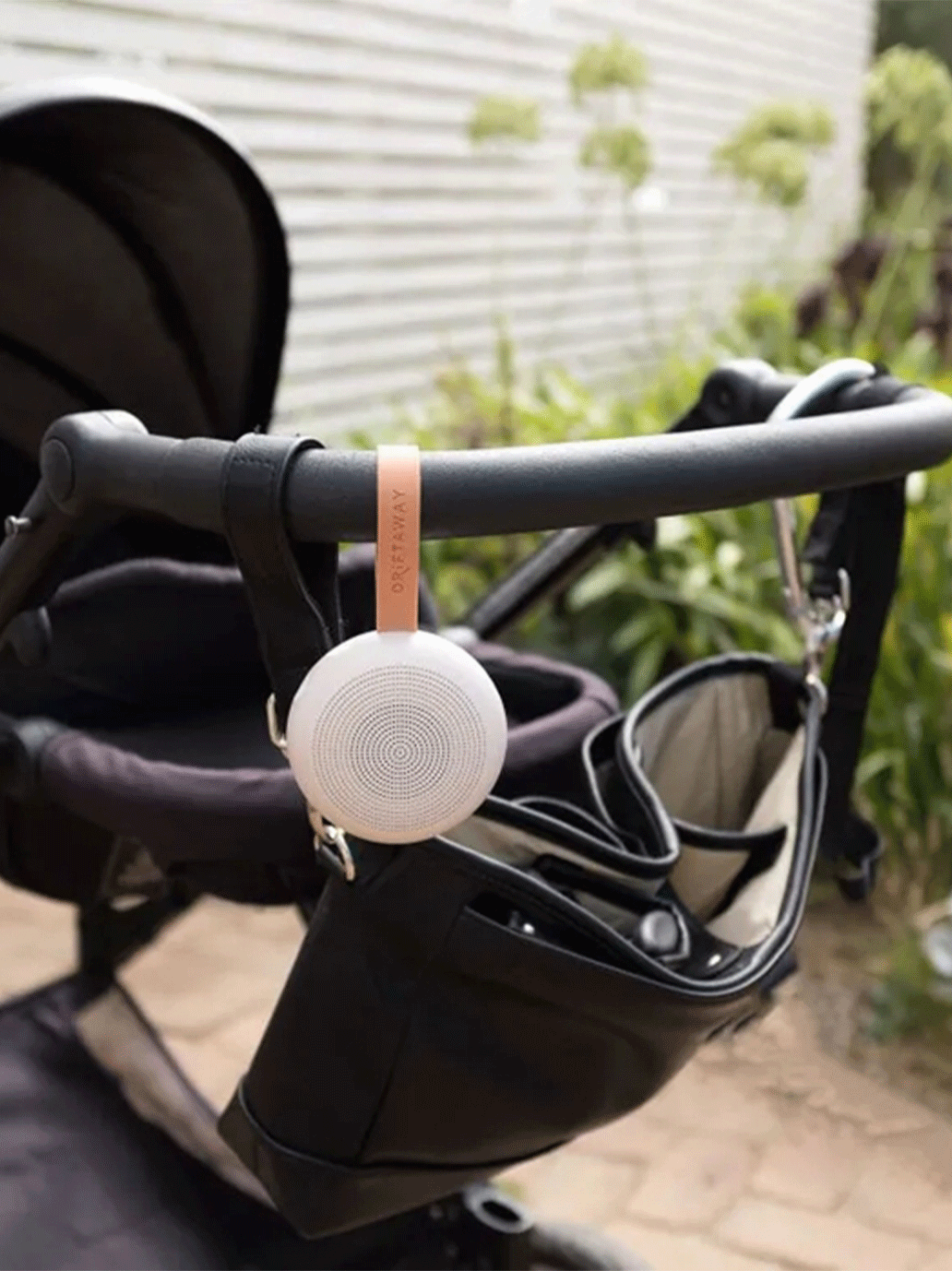 Pozytywka z Białym Szumem i lampką LED Drift Away Ergo Pouch BEBE Concept 