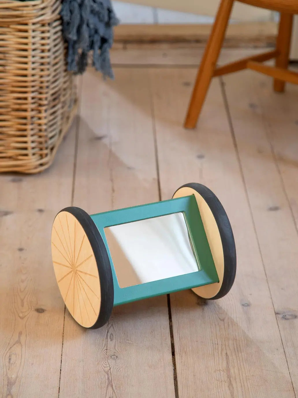 Drewniana zabawka edukacyjna Activity Roller Sebra BEBE Concept 