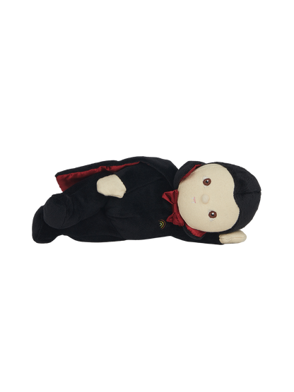 Miękka laleczka Dinky Dinkum Halloween Vampire Olli Ella BEBE Concept 