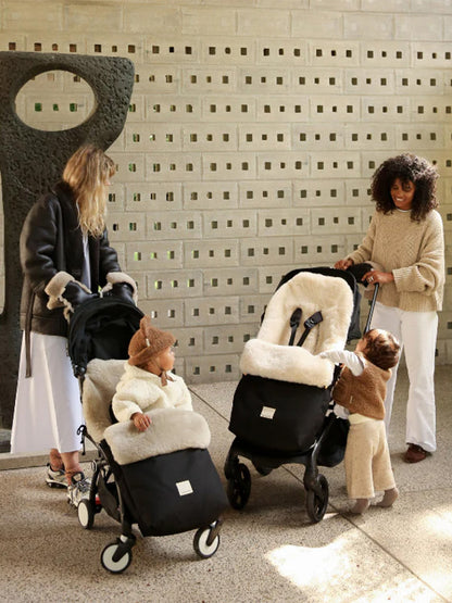 Waterproof puffmuff with merino wool MILK