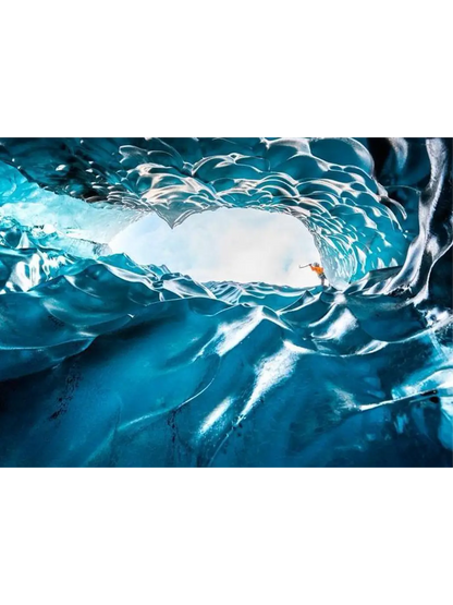 Below zero Gestalten BEBE Concept 