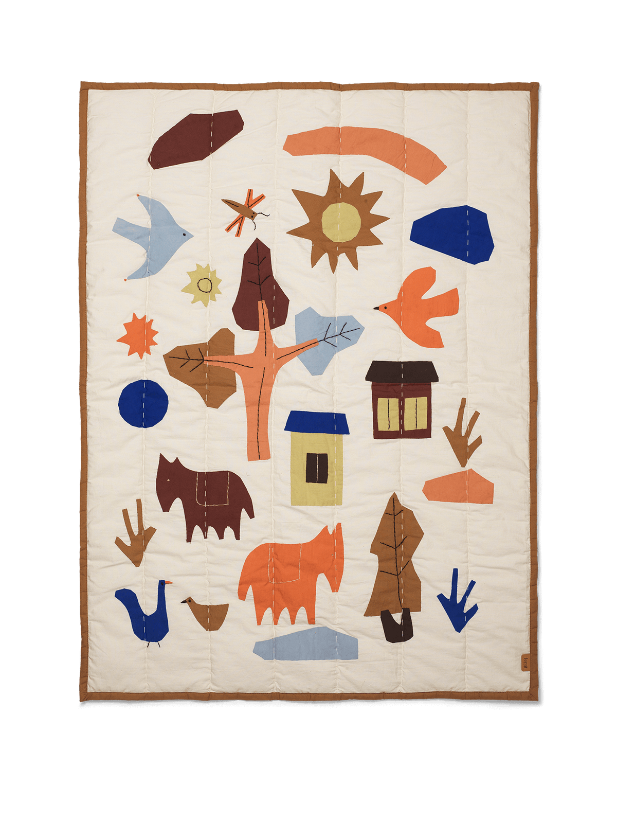 Haftowana narzuta Village Quilted Blanket Ferm Living BEBE Concept 