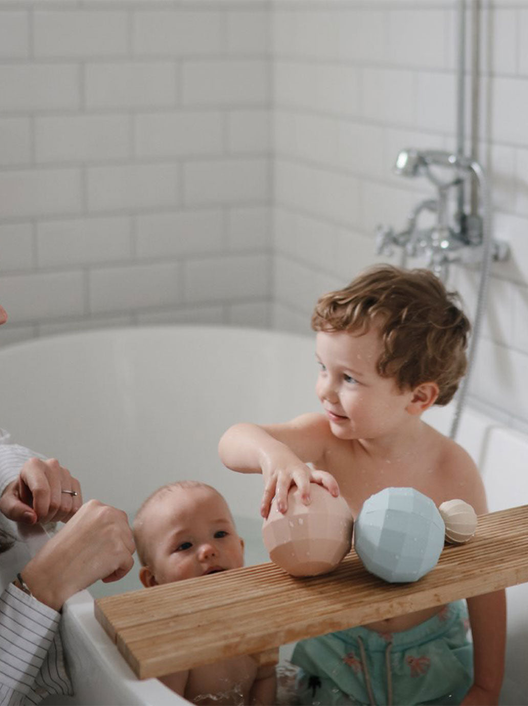 Kule sensoryczne Mushie BEBE Concept 