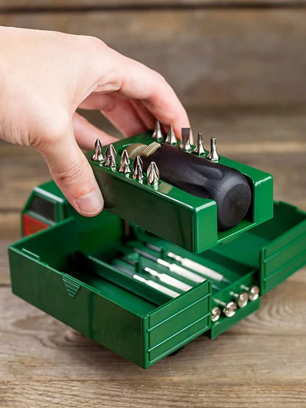 Zestaw majsterkowicza Tool Box Truck Kikkerland BEBE Concept 