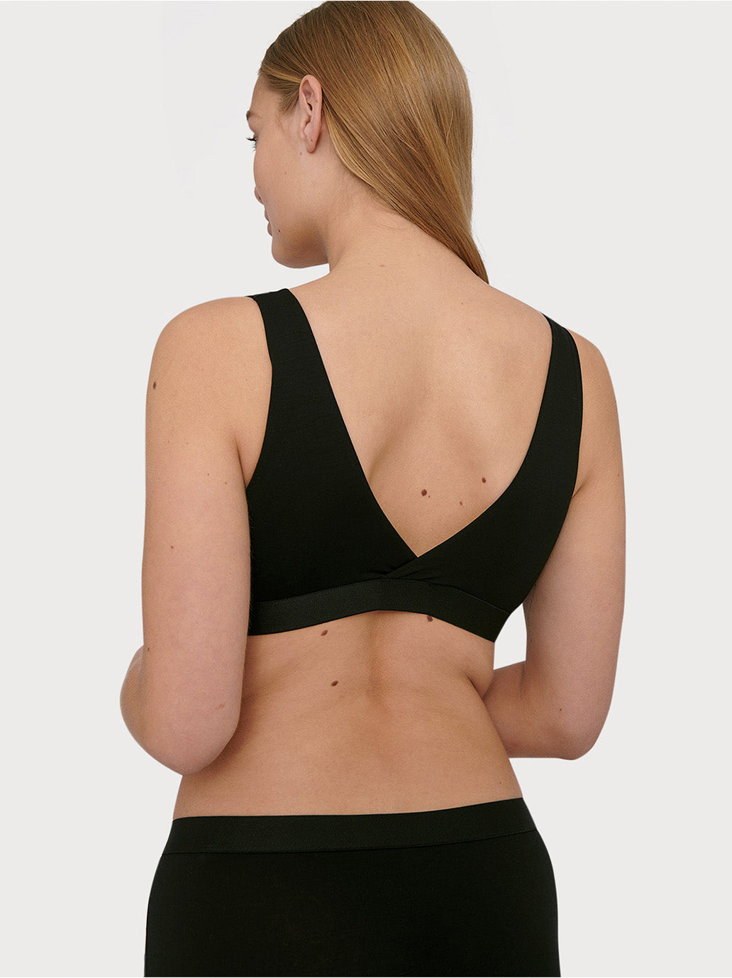Miękki biustonosz Tencel lite basic bralette Organic Basics BEBE Concept 