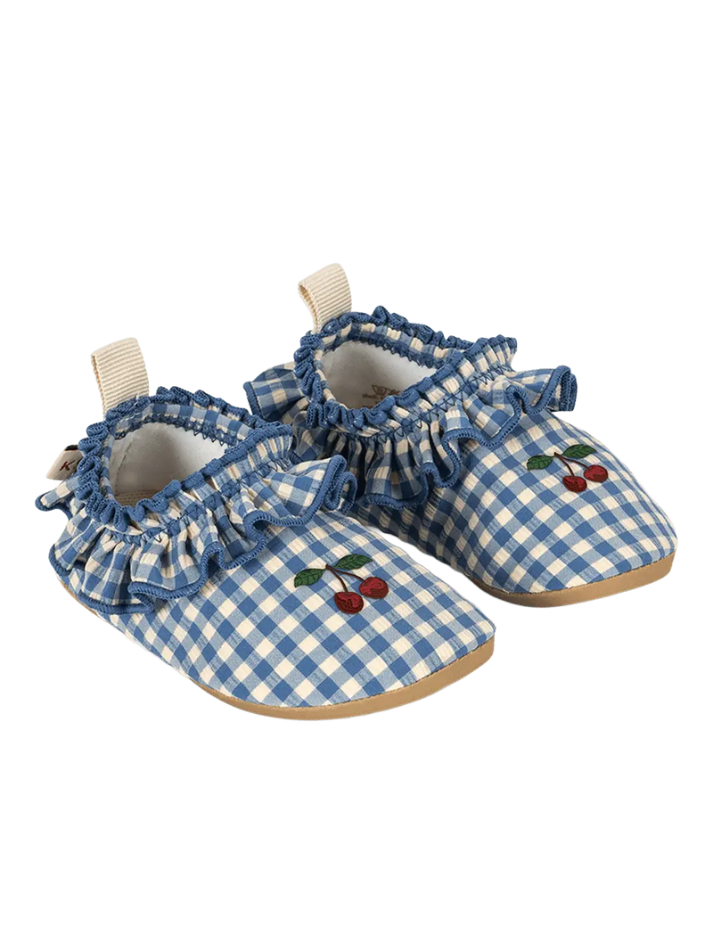 Buty do wody z falbanką Fresia Konges Slojd BEBE Concept 