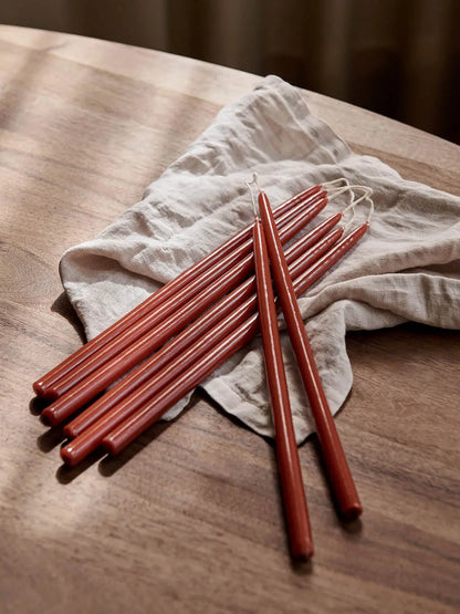 Smukłe świece stołowe Spike Slim Candles Ferm Living BEBE Concept 