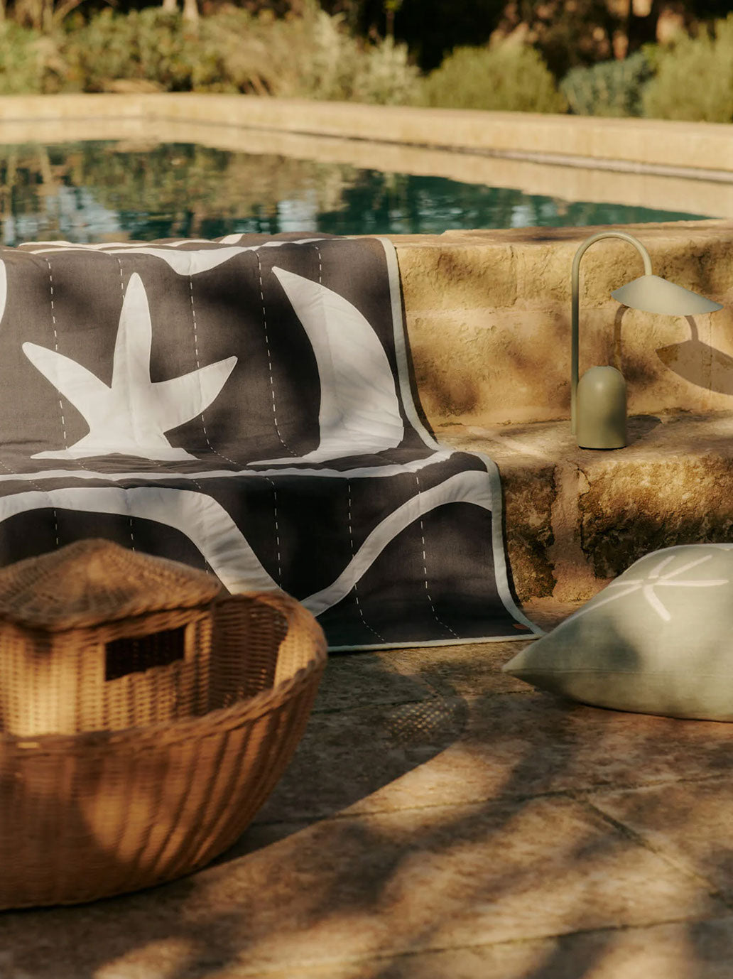 Kocy/pled z wypełnieniem Ferm Living BEBE Concept 