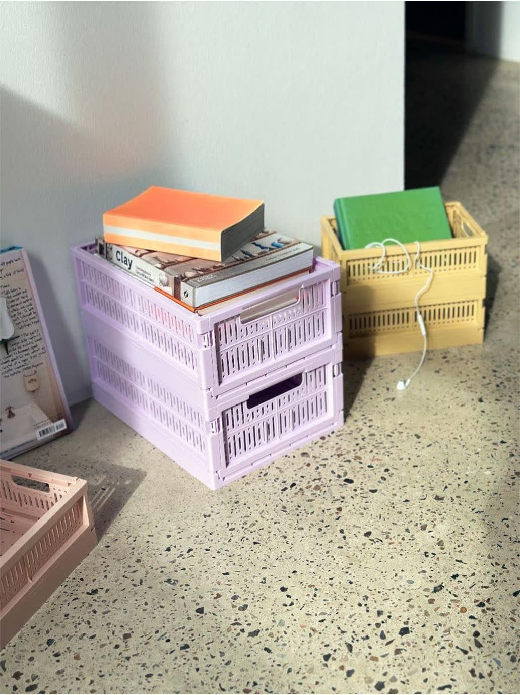 Skrzynka modułowa z recyclingu Made Crate BEBE Concept 