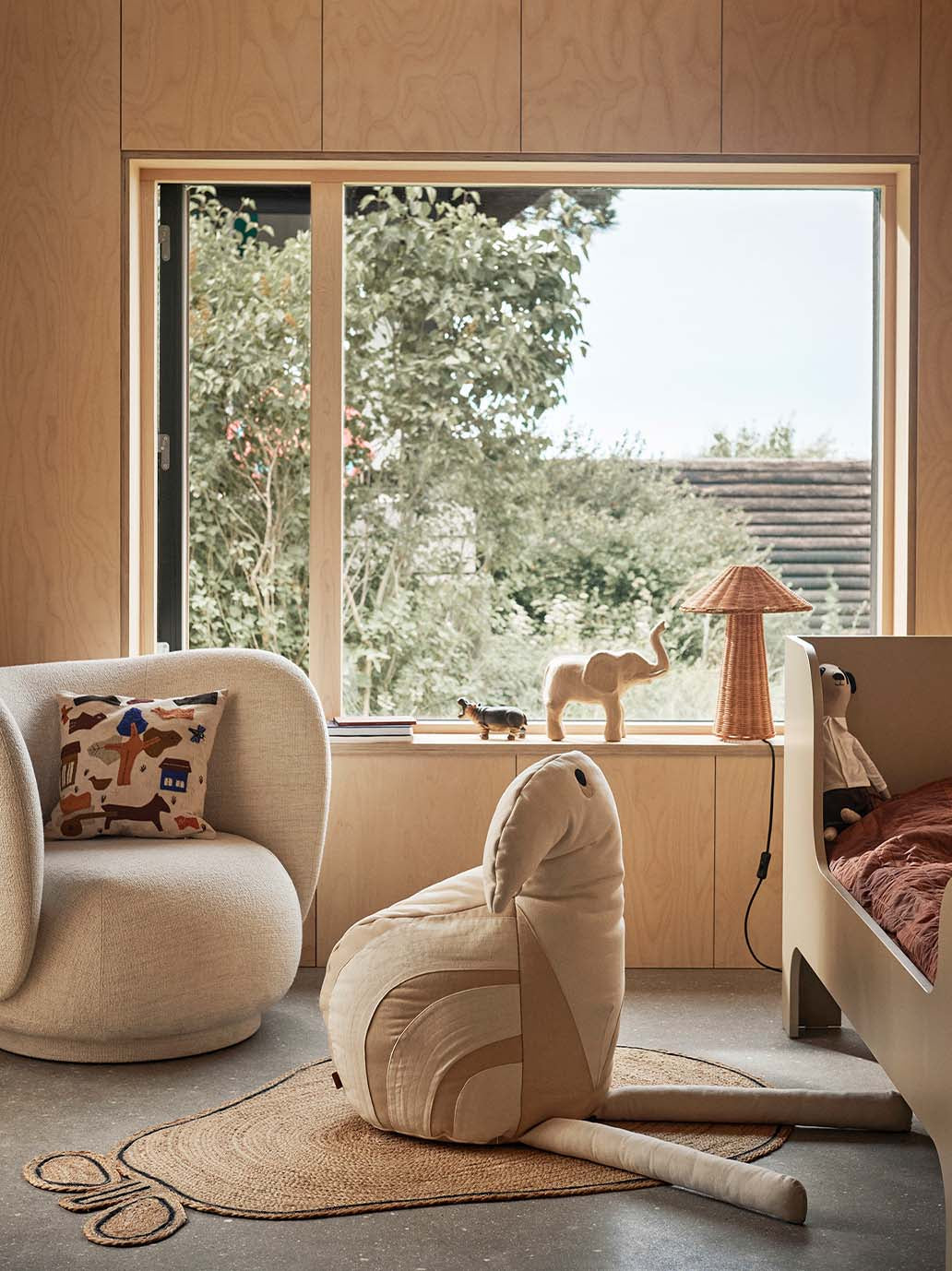 Pleciony dywan z juty Ferm Living BEBE Concept 