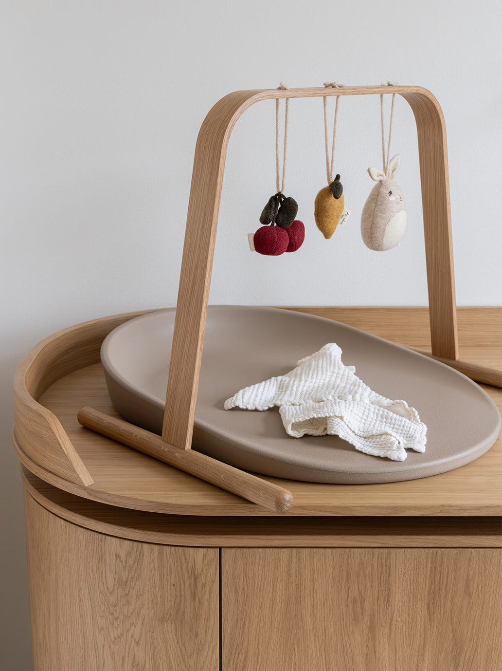Stojak Baby Gym Activity Stand Kas Kopenhagen BEBE Concept 