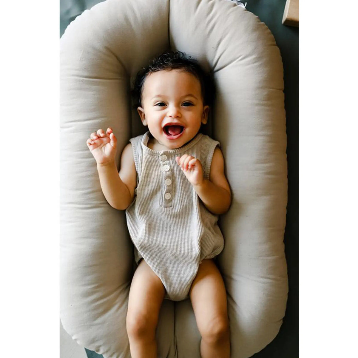 gniazdko niemowlęce Snuggle Me Organic SNUGGLE ME ORGANIC BEBE Concept 