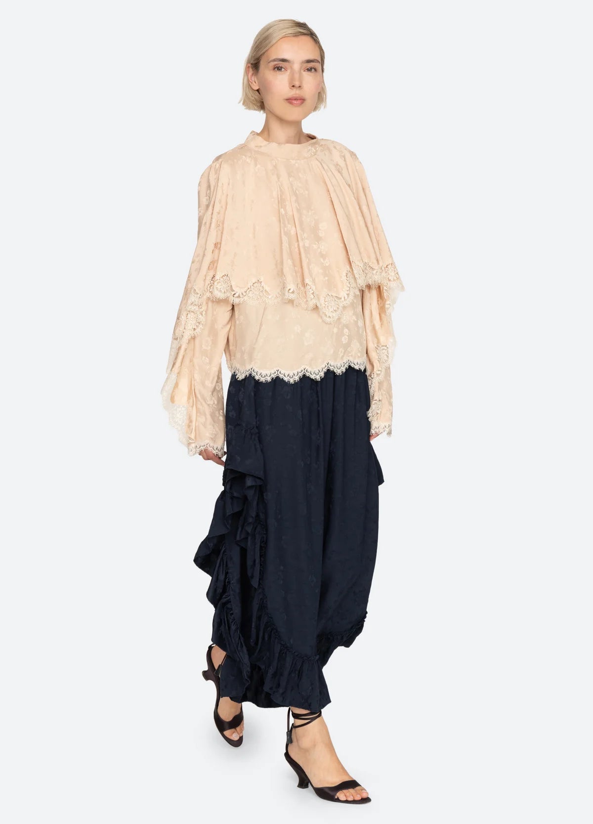 Shay Lace Ruffle Pants NAVY