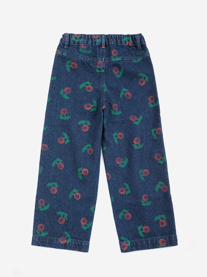 Tampon Bloom sur tout le pantalon en denim