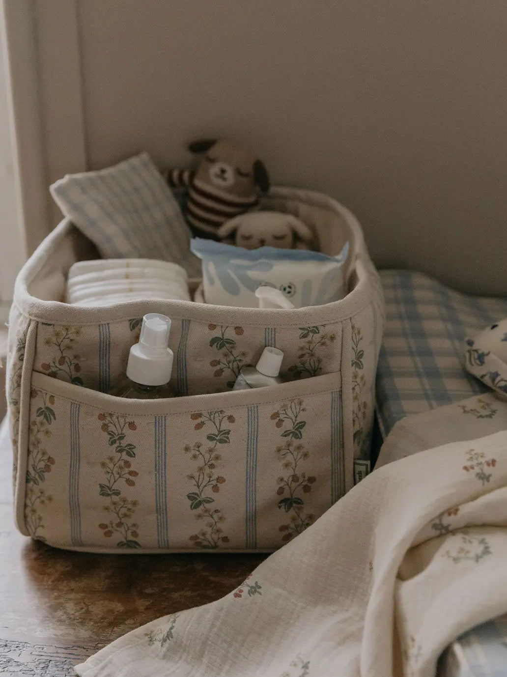 Organizer na przewijak Diaper Caddy Garbo & Friends BEBE Concept 
