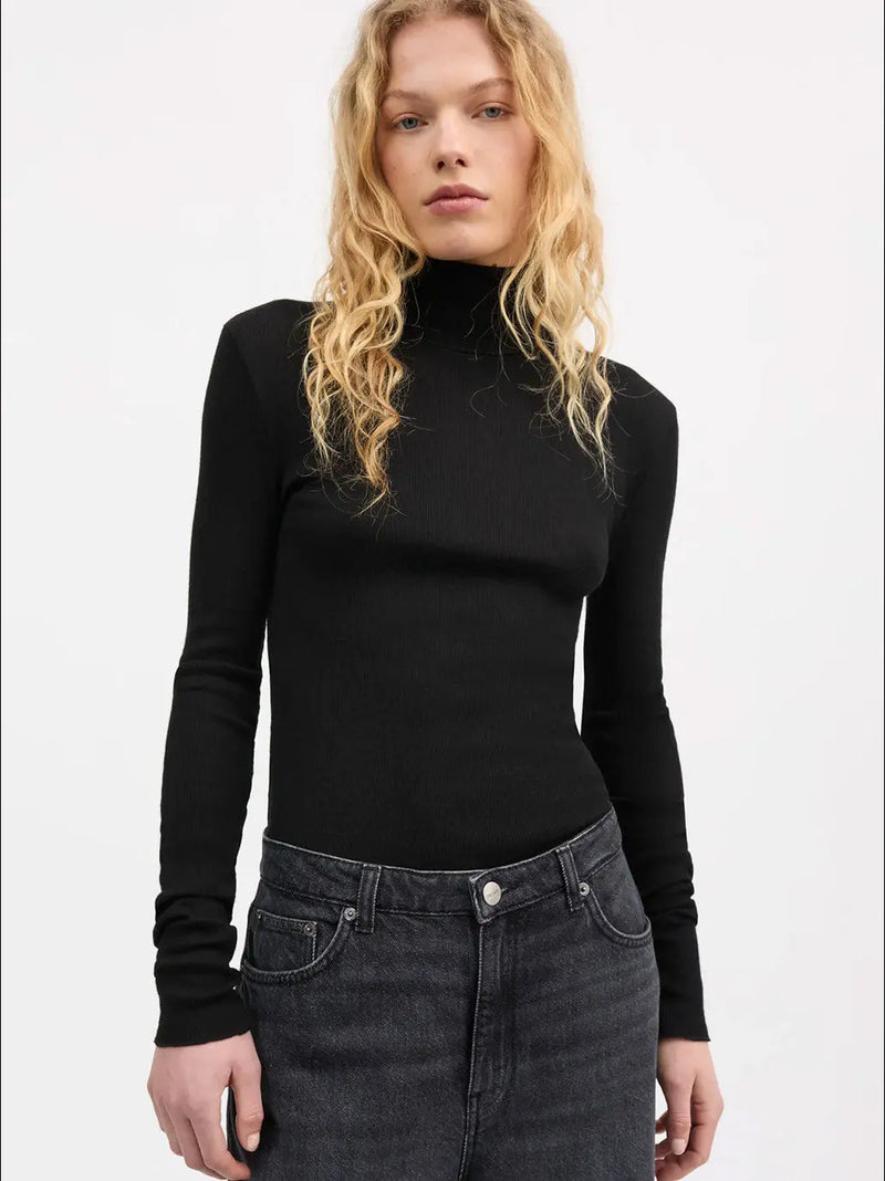 Esme Merino T-Neck SKALL STUDIO BEBE Concept 