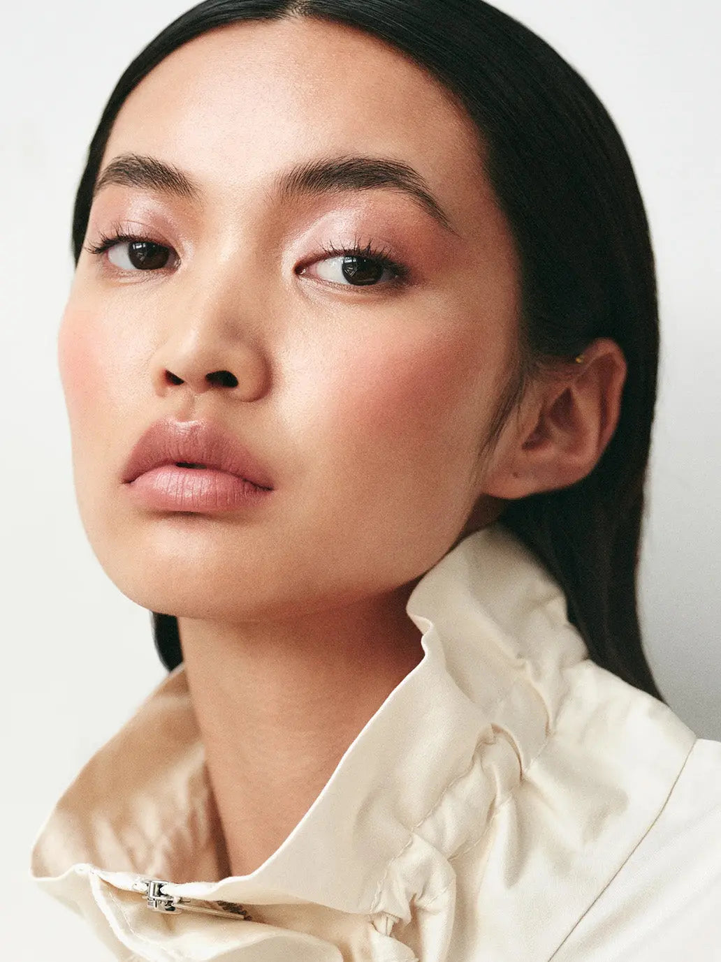 Naturalny cień do powiek Eye Glow Ayame Manasi 7 BEBE Concept 