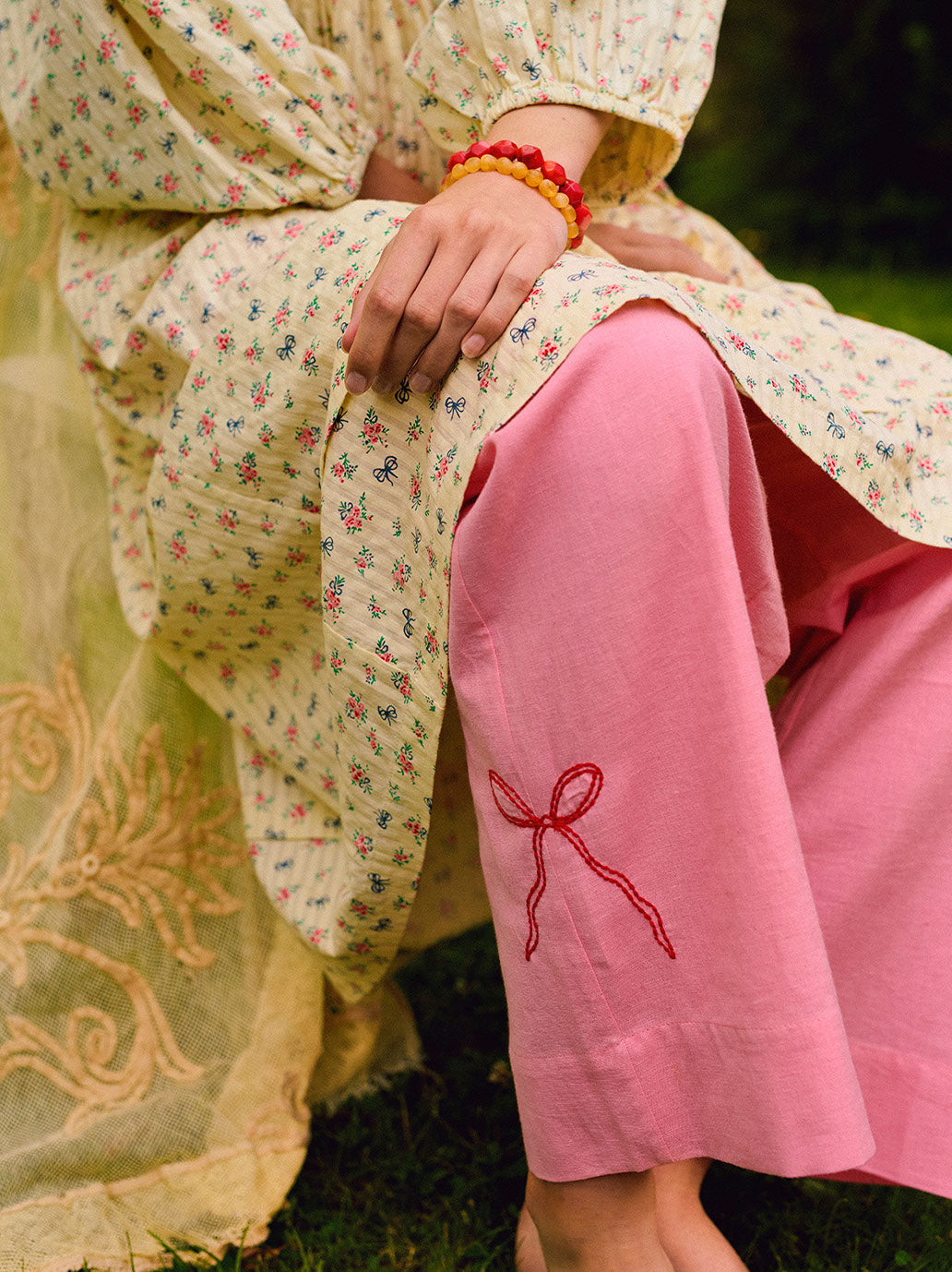 Pantaloni Polly embroidery pants relaxed FLAMINGO