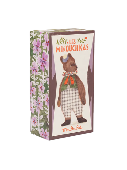 Przytulanka retro w ozdobnym pudełku Les Minouchkas Moulin Roty BEBE Concept 