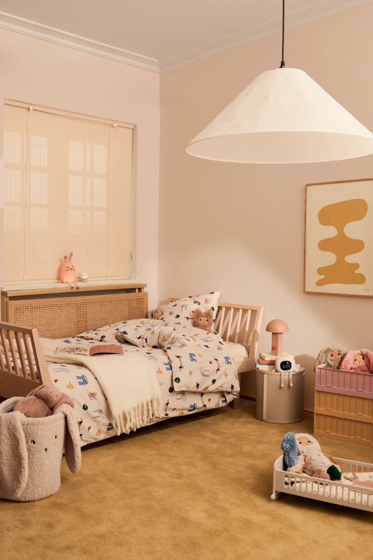 Łóżeczko dla lalek Hennie Doll Bed