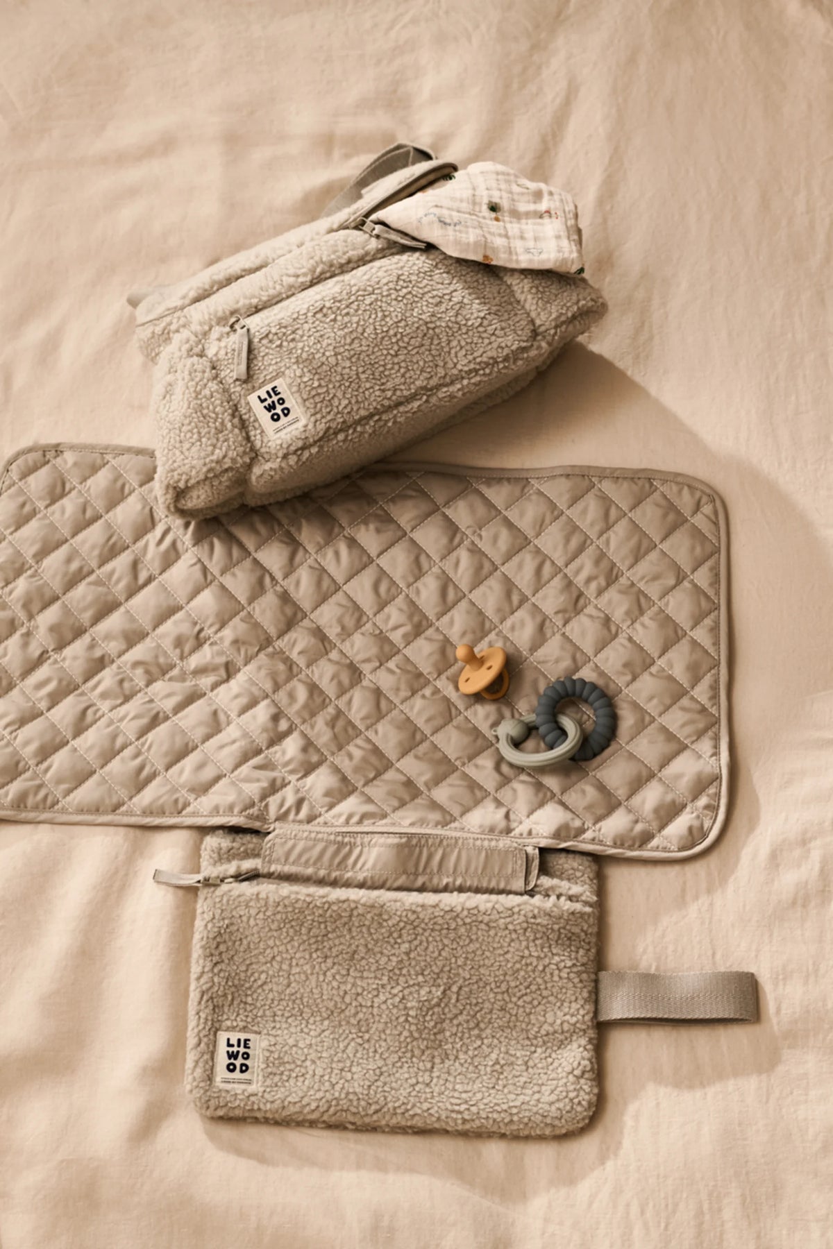 Przenośny przewijak Dina Diaper Pouch MIST