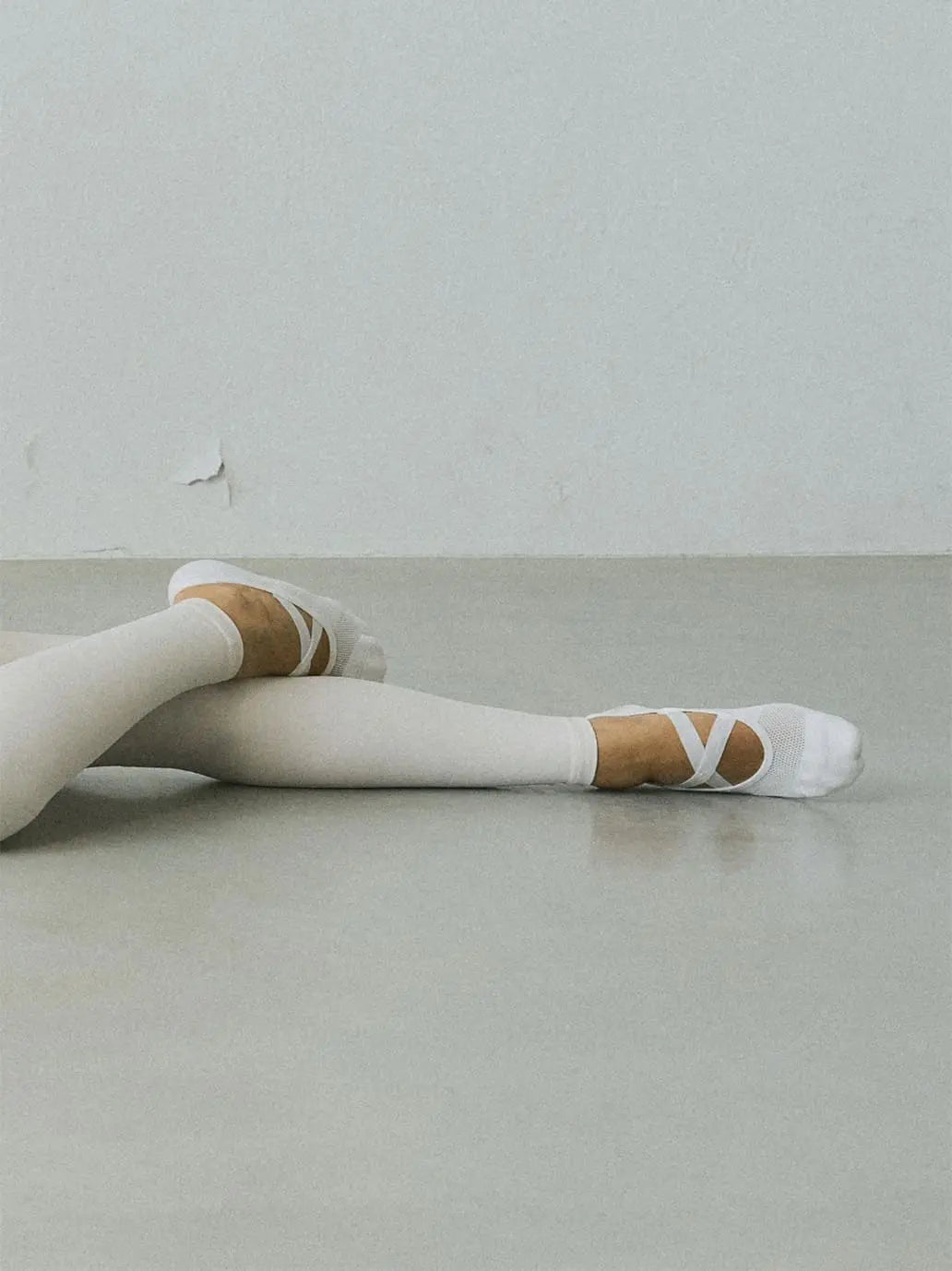 Skarpetki antypoślizgowe Pilates Socks Sisterly Tribe BEBE Concept 