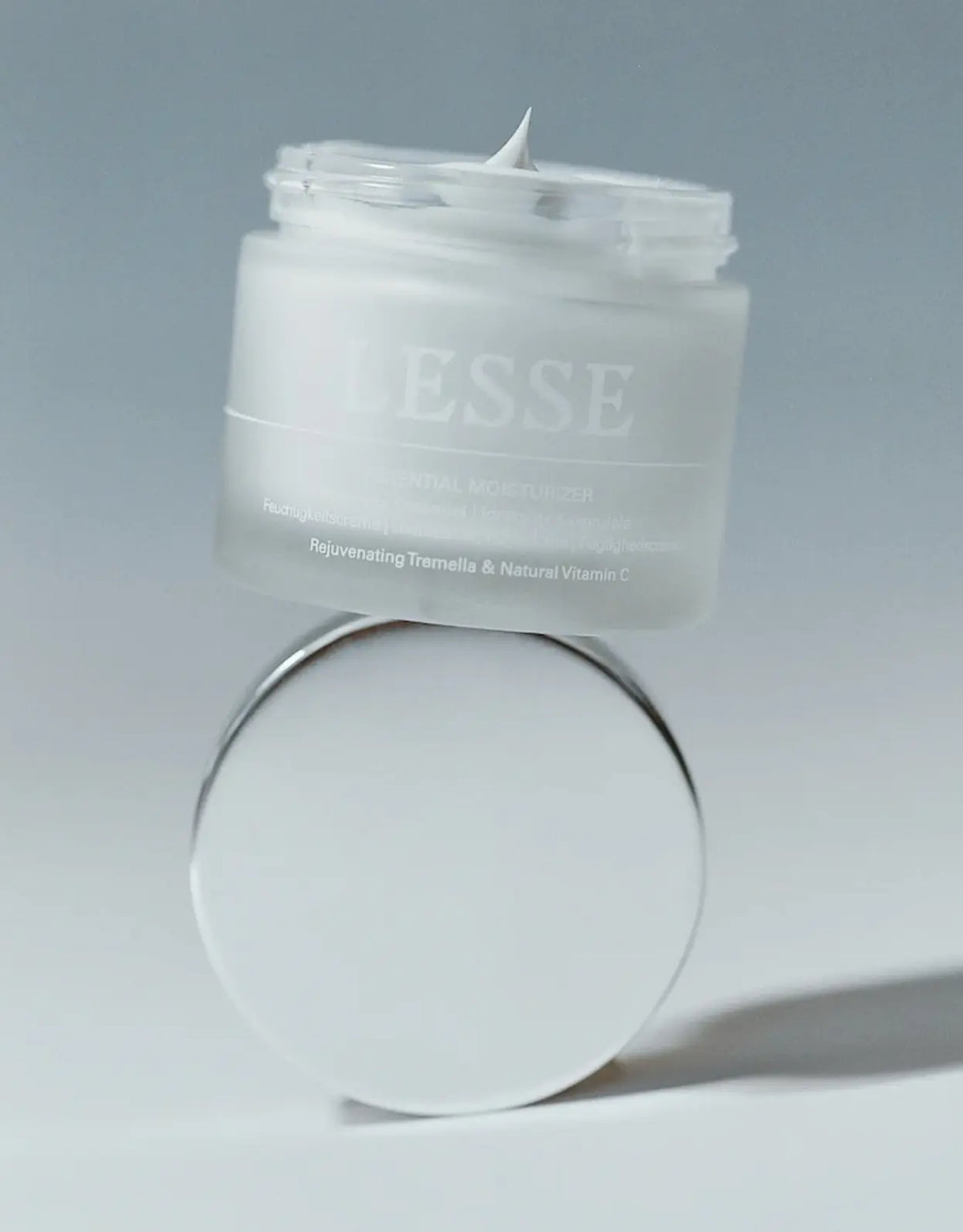 Krem nawilżający z witaminą C Essential Moisturizer Lesse BEBE Concept 