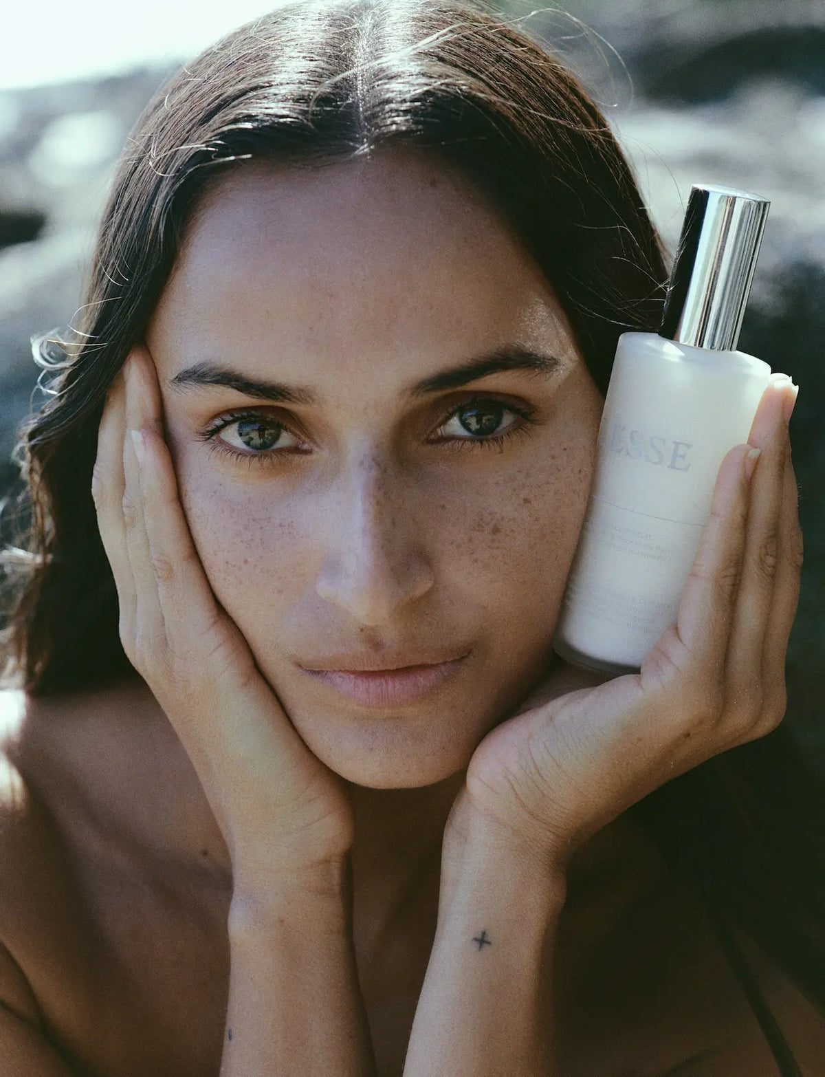 Mleczko do mycia twarzy Calming Cleanser Lesse BEBE Concept 