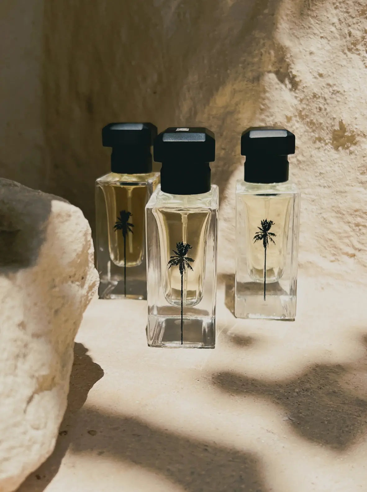Woda perfumowana Blackened Santal RAAW Alchemy BEBE Concept 