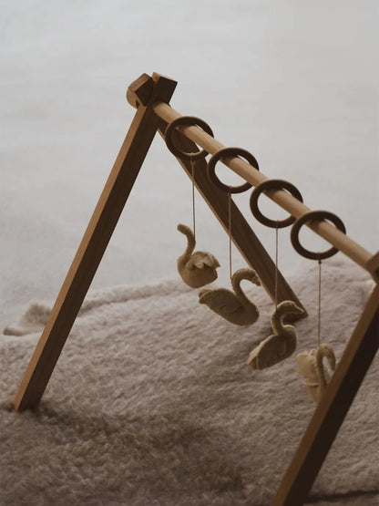 Stojak na zabawki Activity Arch Quax BEBE Concept 