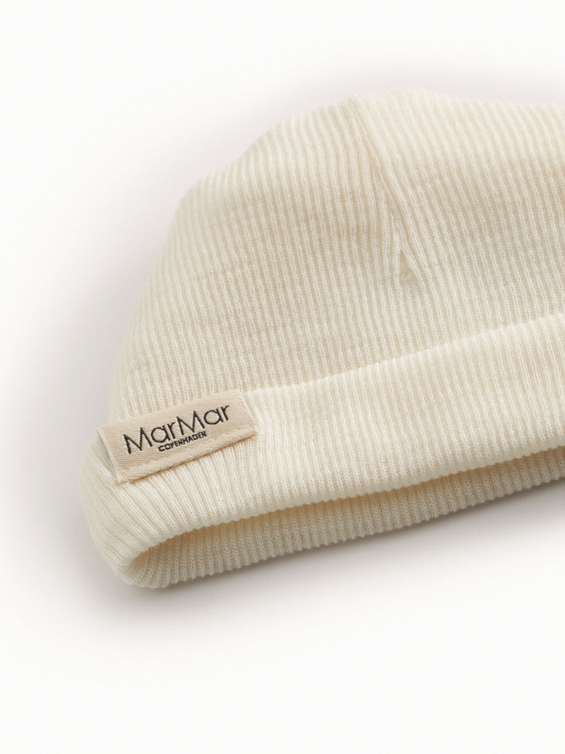 Czapeczka niemowlęca z merino Aiko Rib MarMar Copenhagen BEBE Concept 