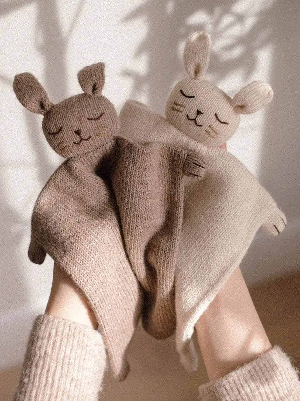 PIerwsza przytulanka Knitted Cuddle Cloth Main Sauvage BEBE Concept 