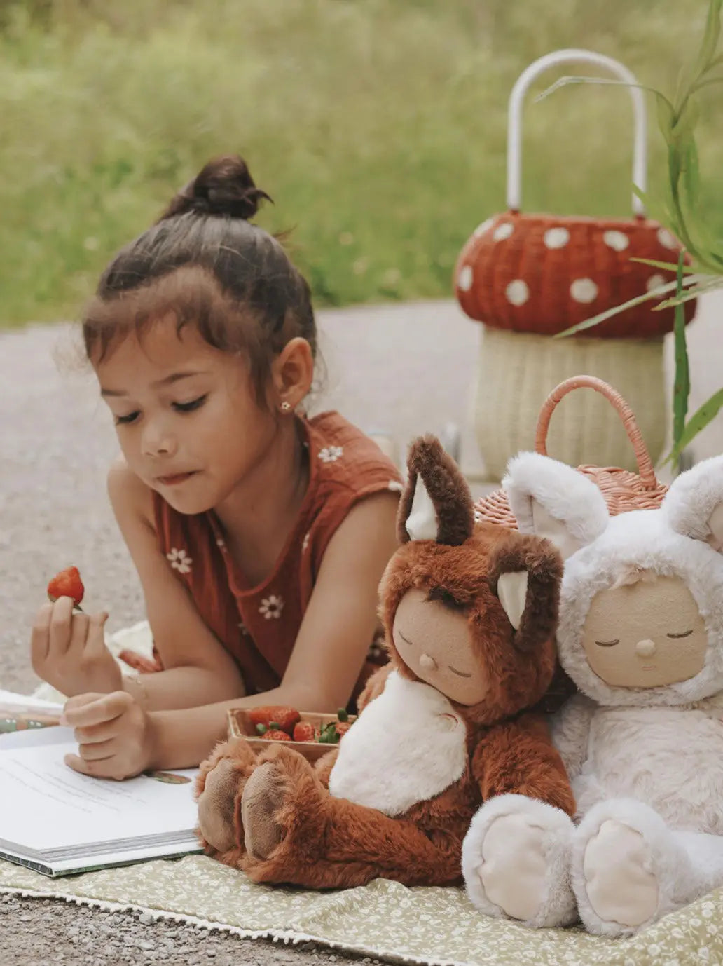 Miękka laleczka z uszami Cozy Dinkum Olli Ella BEBE Concept 