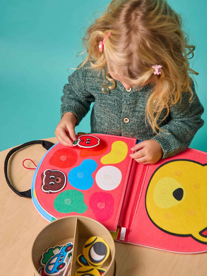 Miękka książeczka aktywizująca Montessori OMY BEBE Concept 