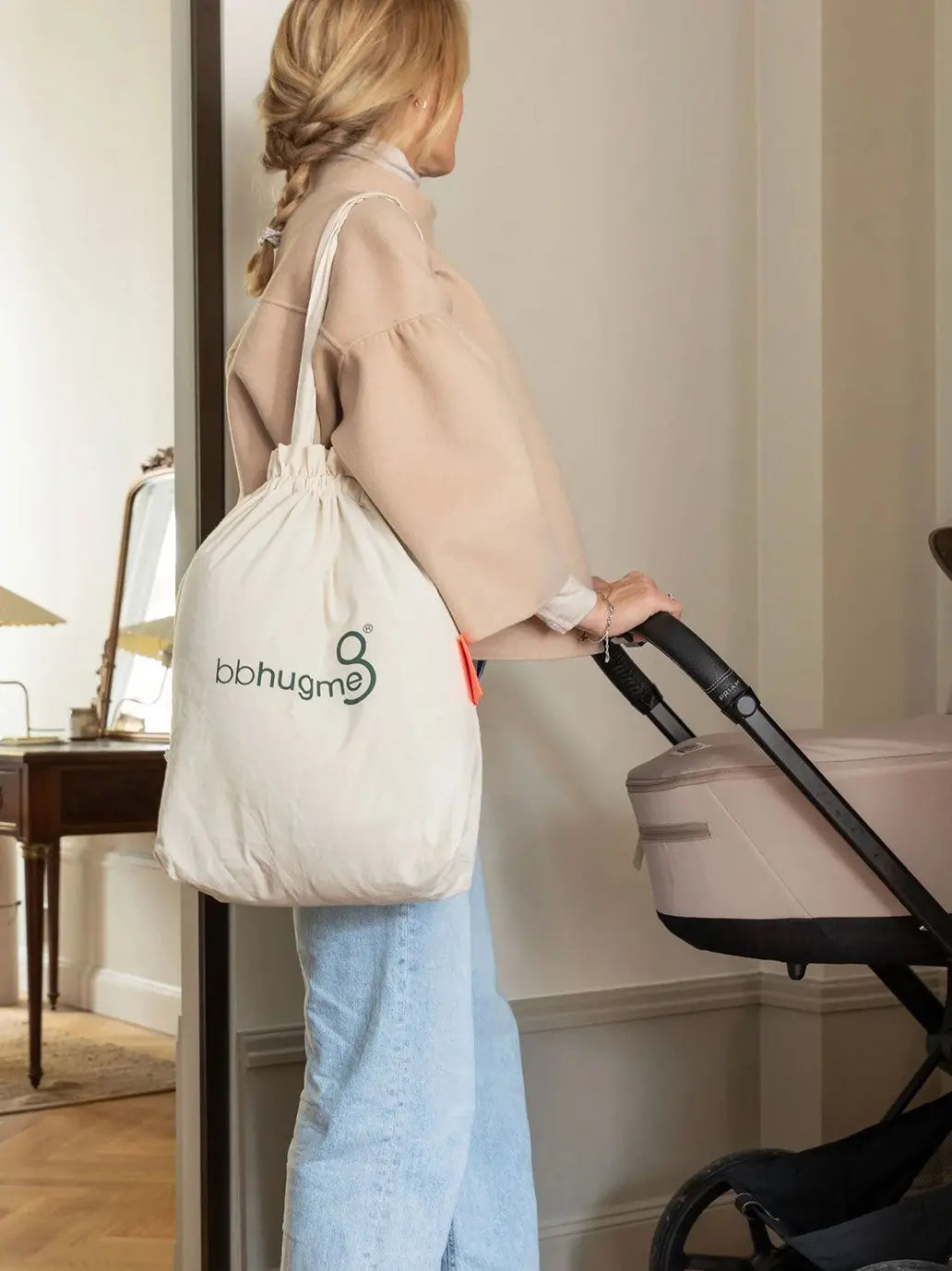 Poduszka do karmienia Nursing Pillow bbhugme BEBE Concept 