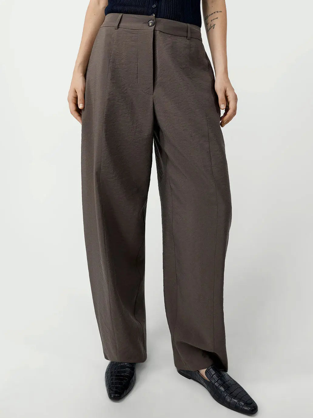 Silk Barrel Pants Cordera BEBE Concept 