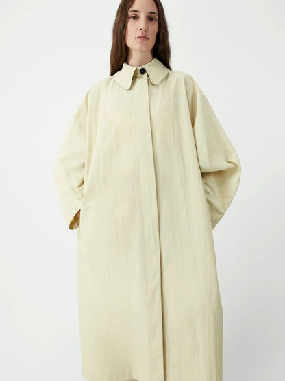 Batwing Trench Cordera BEBE Concept 