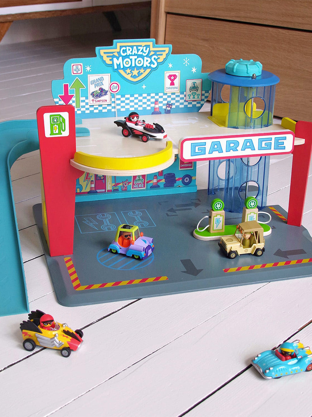 Warsztat samochodowy Crazy Motors Djeco BEBE Concept 