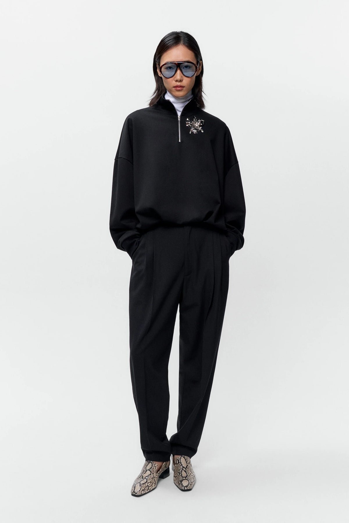 Balloon Quarter-Zip Black
